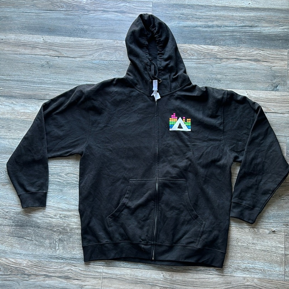 NWT Bass Camp zip up hoodie XL